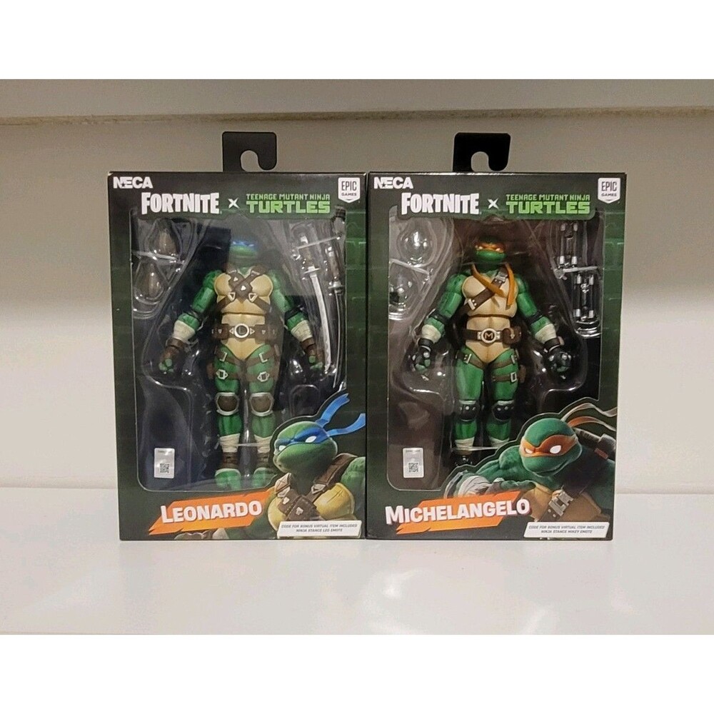 SET of 2 NECA Fortnite Teenage Mutant Ninja Turtles TMNT Michelangelo & Leonardo
